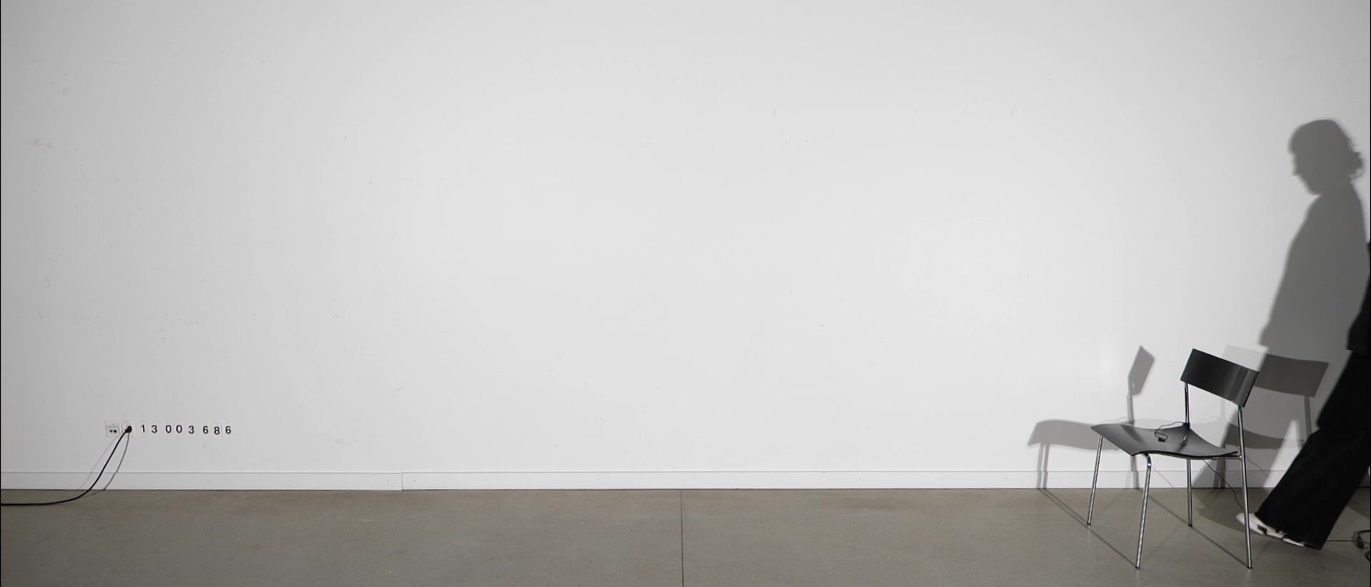 13 003 686